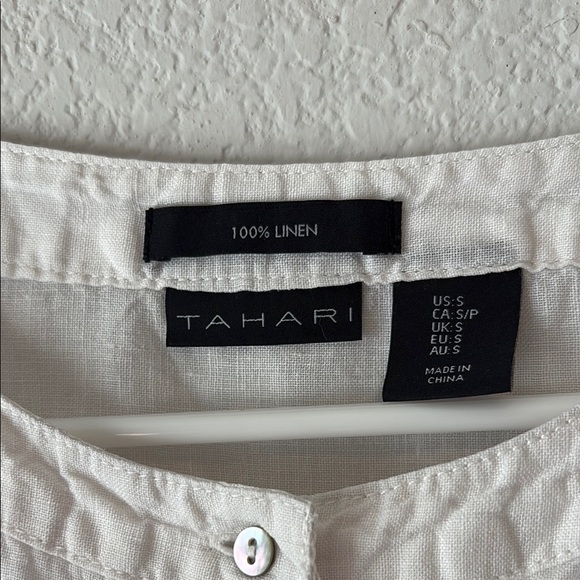 Tahari Linen button up collarless Blouse in White and gray small - Picture 2 of 5